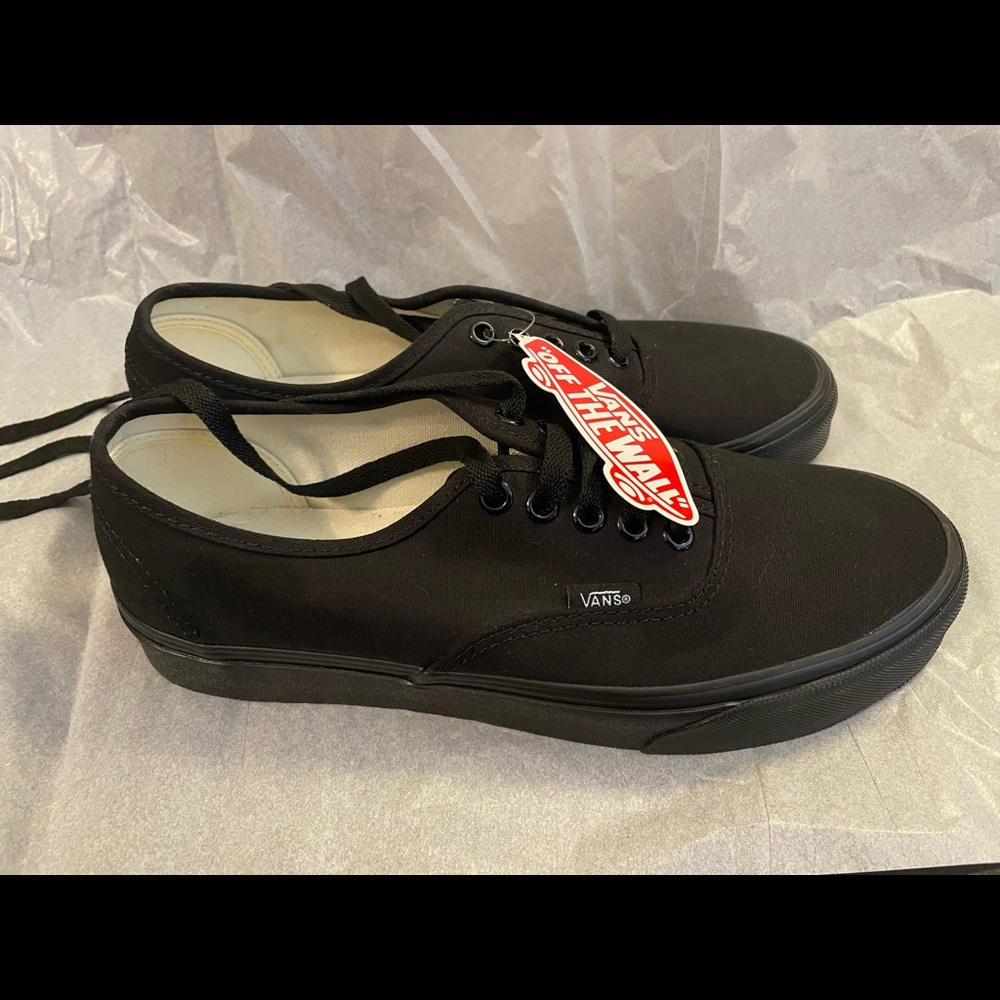 New Vans Black on Black size 7.5 Mens 9 Women’s. Very popular color.